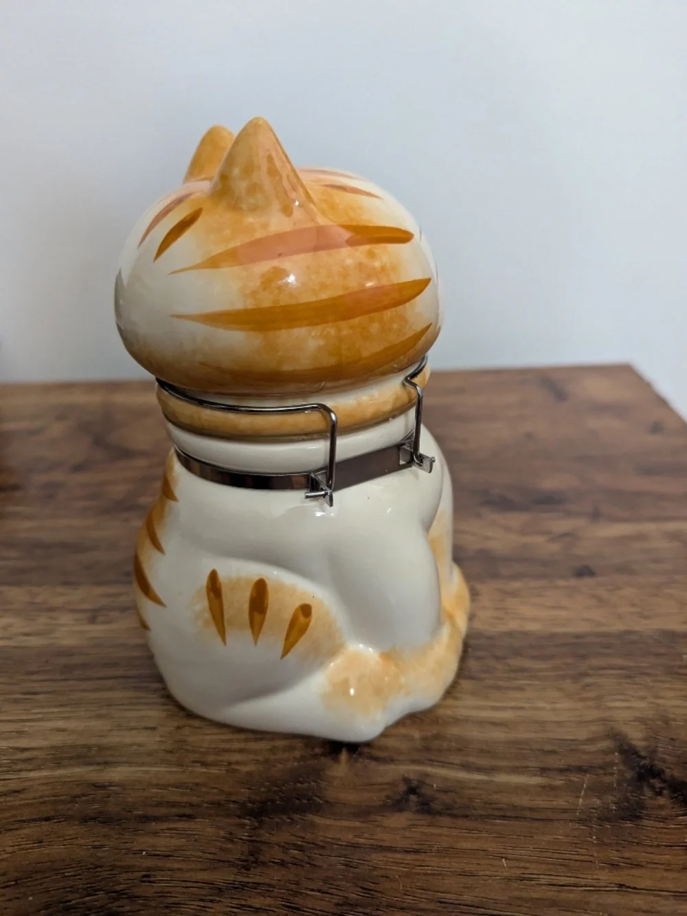 BW Orange and White Striped Ceramic Cat with Lid Small 7-inch Treat Jar Canister